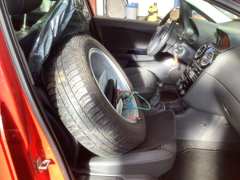 Opel Corsa 1.4 Energy 2014 – снимка 17