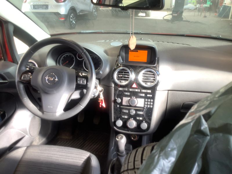 Opel Corsa 1.4 Energy 2014 – снимка 18