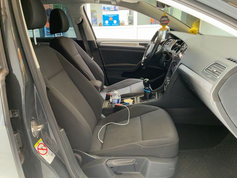 Volkswagen Golf VII 1.6 TDI Trendline BlueMotion Tech 2020 – снимка 16