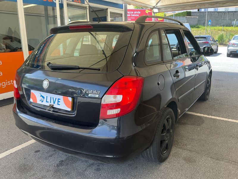 Skoda Fabia 1.2 Young 2008 – снимка 2