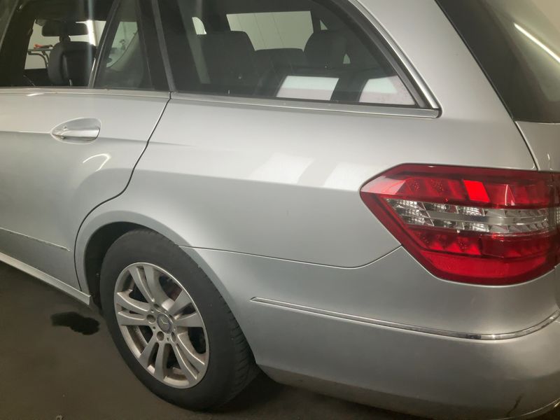 Mercedes-Benz E-Klasse E 350 CDI T BlueEfficiency Avantgarde 2010 – снимка 6