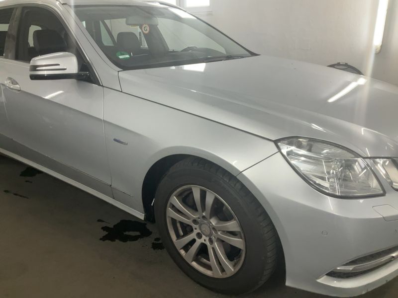 Mercedes-Benz E-Klasse E 350 CDI T BlueEfficiency Avantgarde 2010 – снимка 12