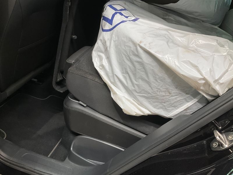 Volkswagen Tiguan 2.0 TDI R-Line 4Motion 2022 – снимка 26