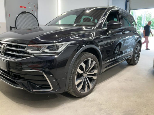 Volkswagen Tiguan 2.0 TDI R-Line 4Motion 2022 – снимка 2