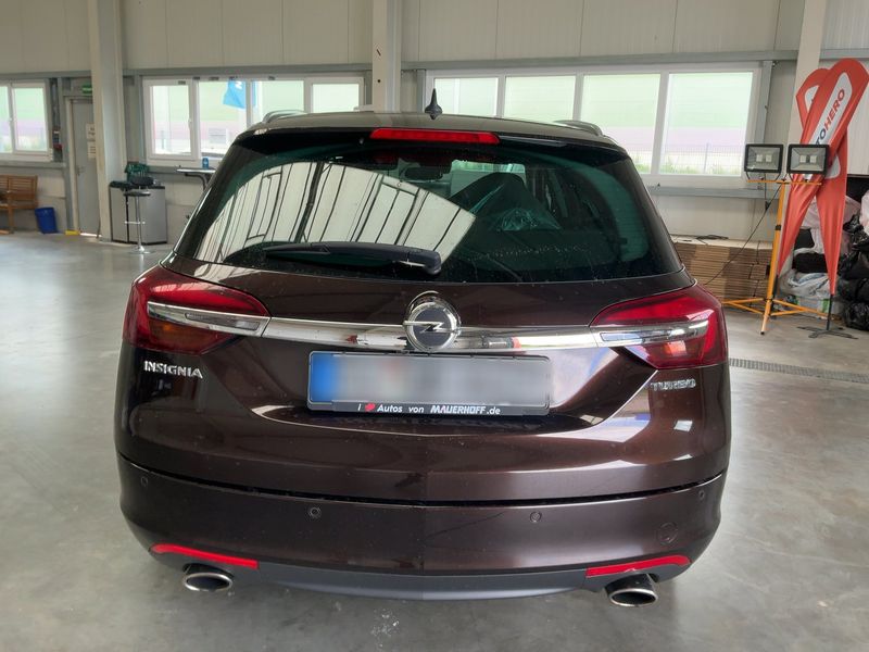 Opel Insignia Sports Tourer 2.0 SIDI Turbo Business Innovation 2015 – снимка 7
