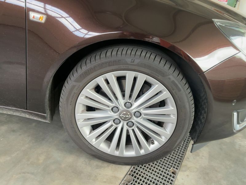Opel Insignia Sports Tourer 2.0 SIDI Turbo Business Innovation 2015 – снимка 11