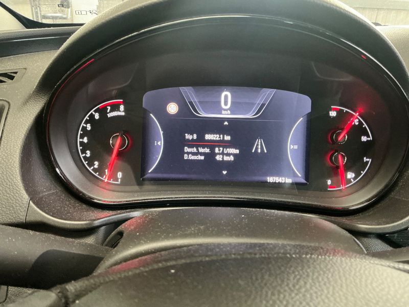 Opel Insignia Sports Tourer 2.0 SIDI Turbo Business Innovation 2015 – снимка 19