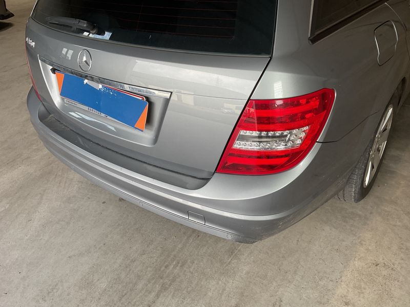 Mercedes-Benz C-Klasse C 180 CGI T BlueEfficiency Classic 2011 – снимка 27