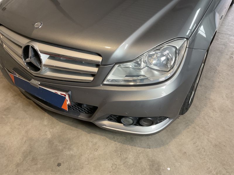 Mercedes-Benz C-Klasse C 180 CGI T BlueEfficiency Classic 2011 – снимка 31