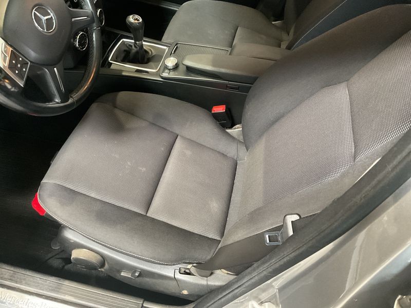 Mercedes-Benz C-Klasse C 180 CGI T BlueEfficiency Classic 2011 – снимка 22