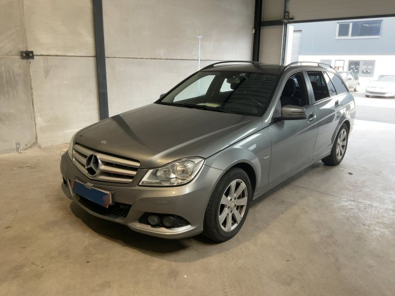 Mercedes-Benz C-Klasse C 180 CGI T BlueEfficiency Classic 2011 – снимка 1