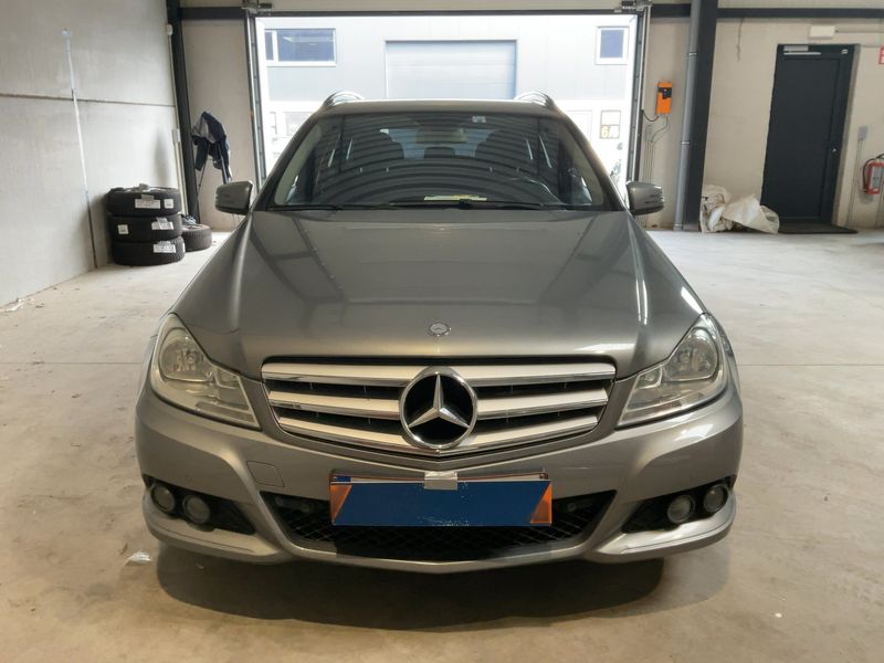 Mercedes-Benz C-Klasse C 180 CGI T BlueEfficiency Classic 2011 – снимка 14