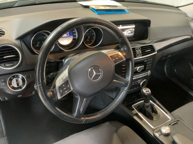 Mercedes-Benz C-Klasse C 180 CGI T BlueEfficiency Classic 2011 – снимка 17