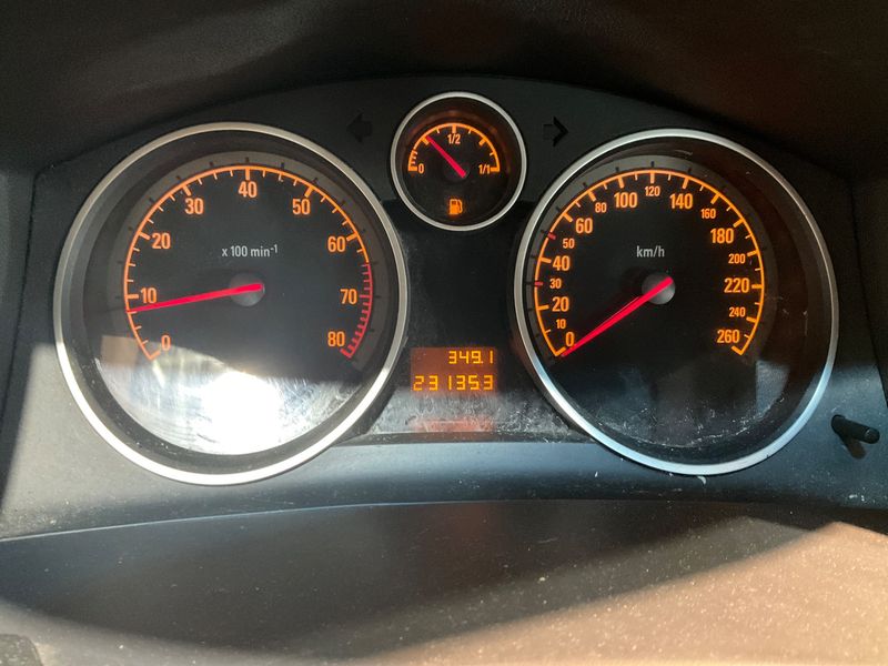 Opel Astra 1.6 Edition 2009 – снимка 4