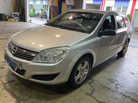 Opel Astra 1.6 Edition 2009 – снимка 1