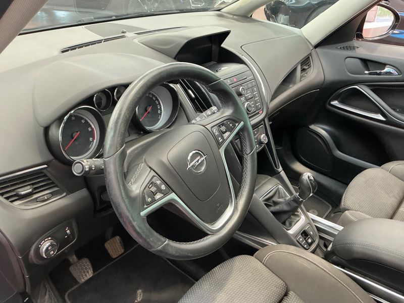 Opel Zafira Tourer 2.0 CDTI Cosmo Pack 2016 – снимка 29