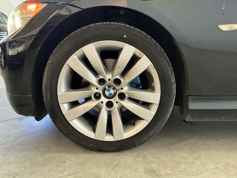 BMW 3er 318d 2010 – снимка 16