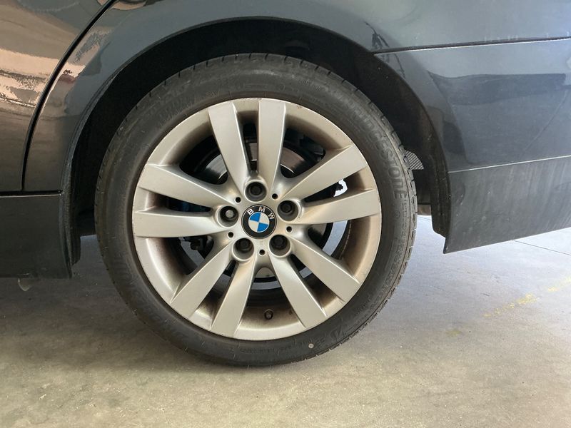BMW 3er 318d 2010 – снимка 17