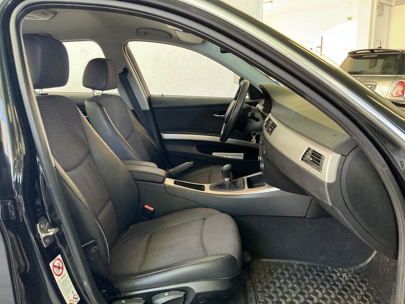 BMW 3er 318d 2010 – снимка 11