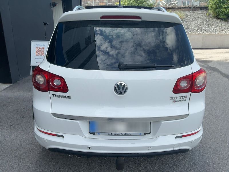 Volkswagen Tiguan 2.0 TDI Sport & Style 4Motion 2011 – снимка 7