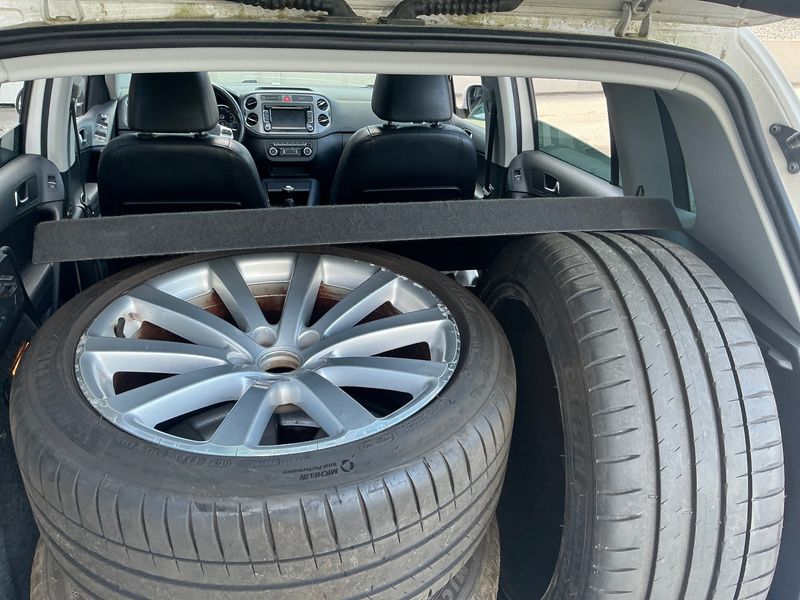 Volkswagen Tiguan 2.0 TDI Sport & Style 4Motion 2011 – снимка 15