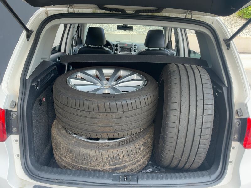 Volkswagen Tiguan 2.0 TDI Sport & Style 4Motion 2011 – снимка 16