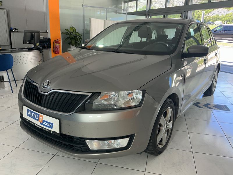 Skoda Rapid Spaceback 1.6 TDI Ambition 2014 – снимка 1