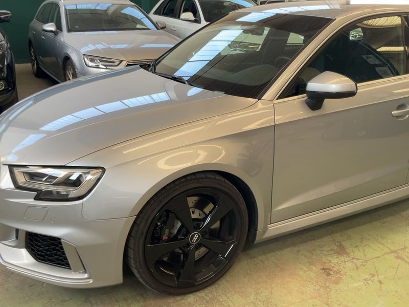 Audi RS 3 Sportback 2.5 TFSI quattro 2018 – снимка 2