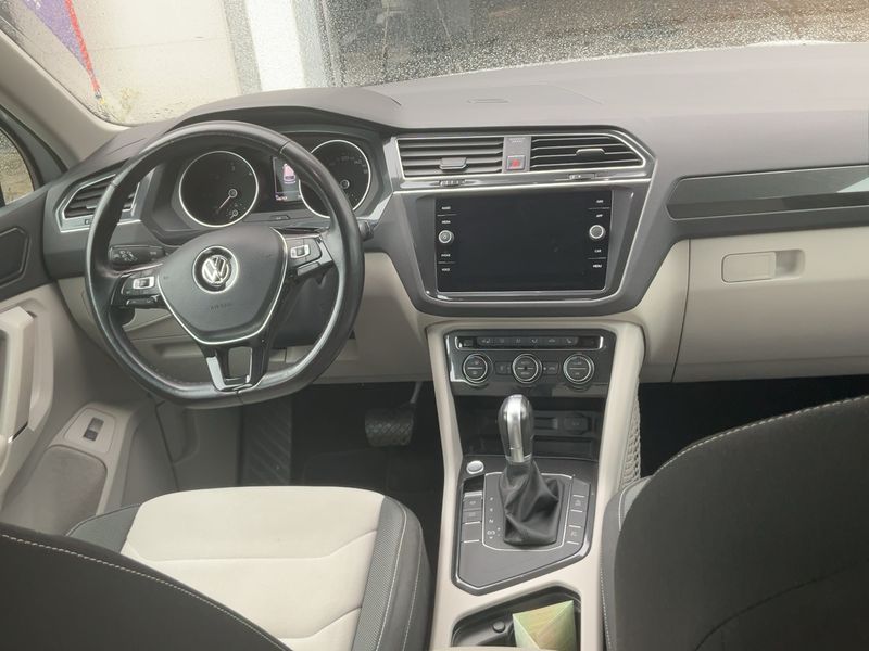 Volkswagen Tiguan 2.0 TDI Highline BlueMotion Tech 2018 – снимка 17