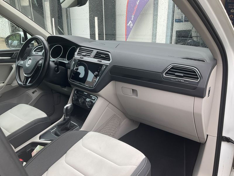 Volkswagen Tiguan 2.0 TDI Highline BlueMotion Tech 2018 – снимка 37