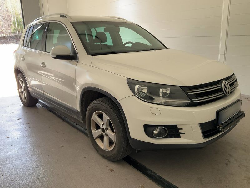 Volkswagen Tiguan 2.0 TDI Sport & Style 4Motion BlueMotion Tech 2013 – снимка 12