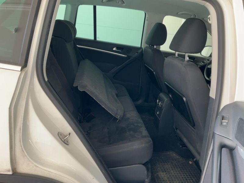 Volkswagen Tiguan 2.0 TDI Sport & Style 4Motion BlueMotion Tech 2013 – снимка 20