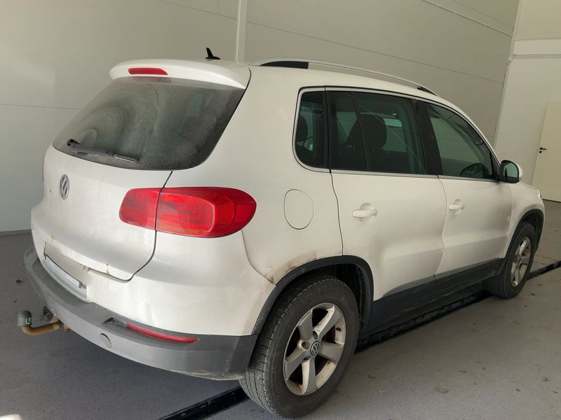 Volkswagen Tiguan 2.0 TDI Sport & Style 4Motion BlueMotion Tech 2013 – снимка 8