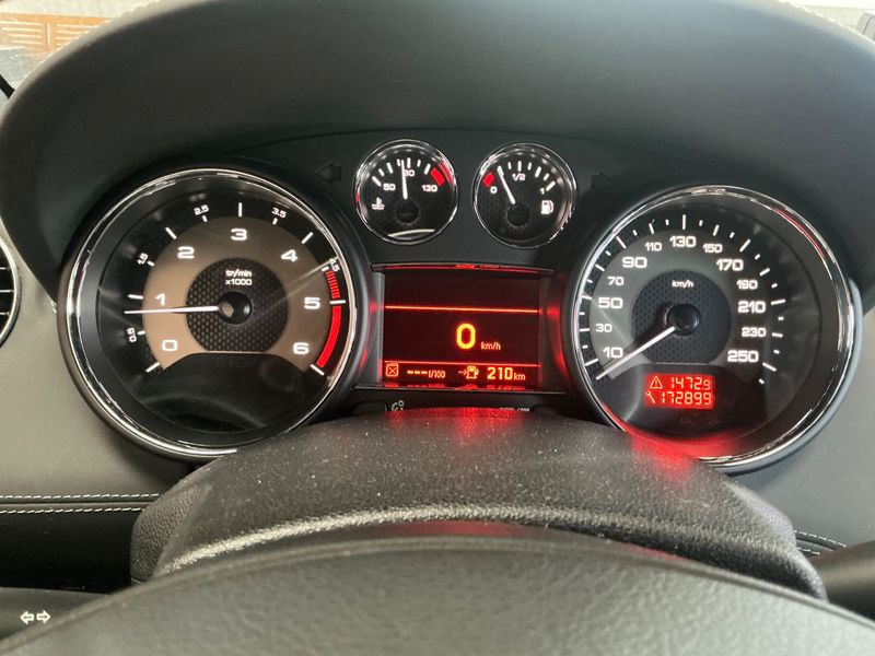 Peugeot RCZ 2.0 HDi Basis 2010 – снимка 19