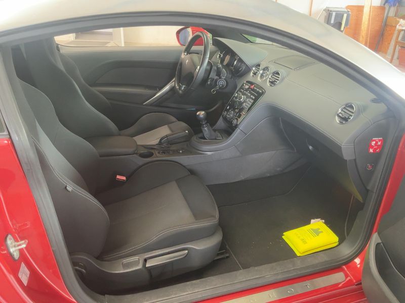 Peugeot RCZ 2.0 HDi Basis 2010 – снимка 17