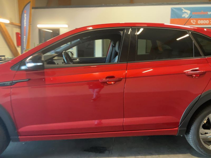 Volkswagen Taigo 1.5 TSI ACT R-Line 2022 – снимка 4
