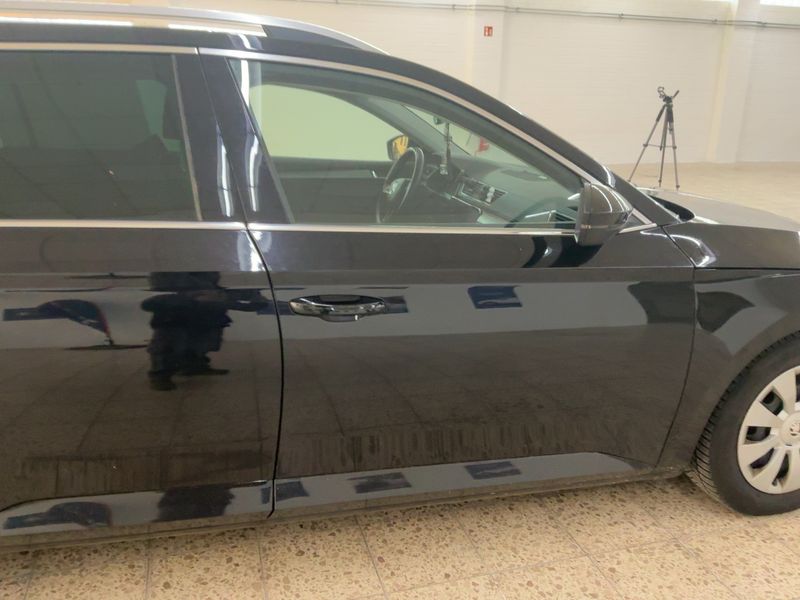 Skoda Superb 2.0 TDI Premium Edition 2019 – снимка 10