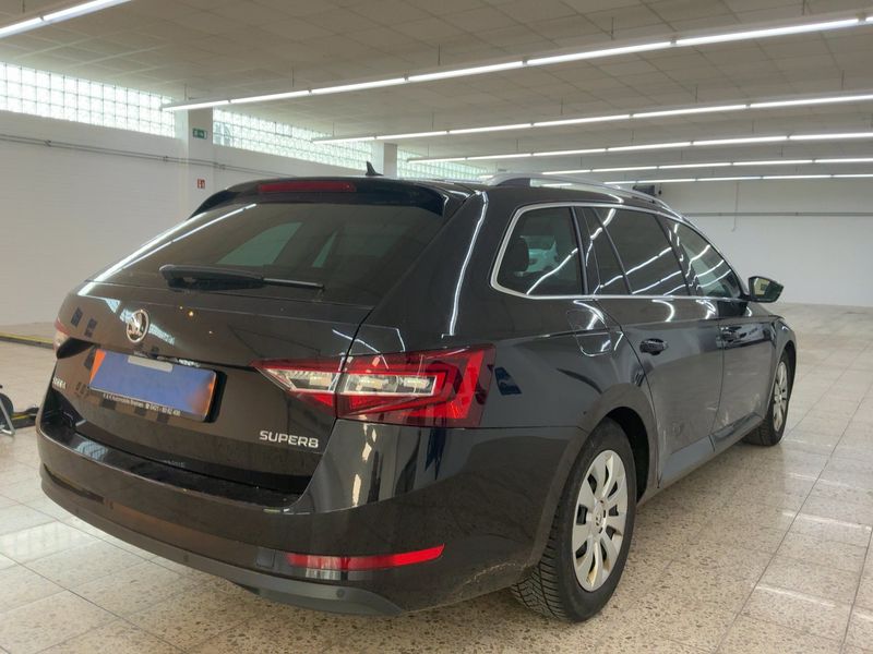 Skoda Superb 2.0 TDI Premium Edition 2019 – снимка 8