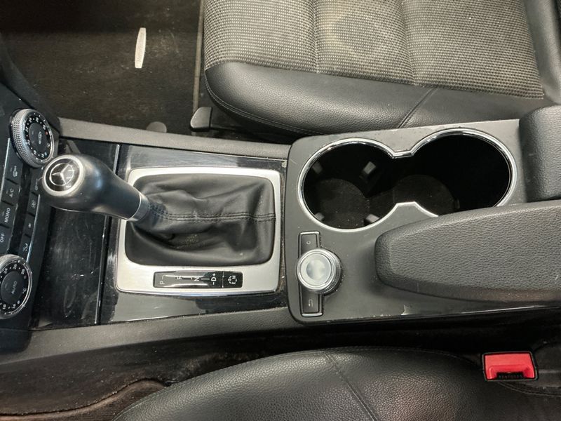 Mercedes-Benz GLK-Klasse GLK 220 CDI 4Matic BlueEfficiency 2012 – снимка 37