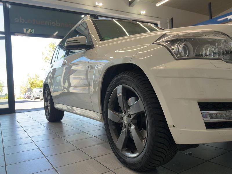 Mercedes-Benz GLK-Klasse GLK 220 CDI 4Matic BlueEfficiency 2012 – снимка 12