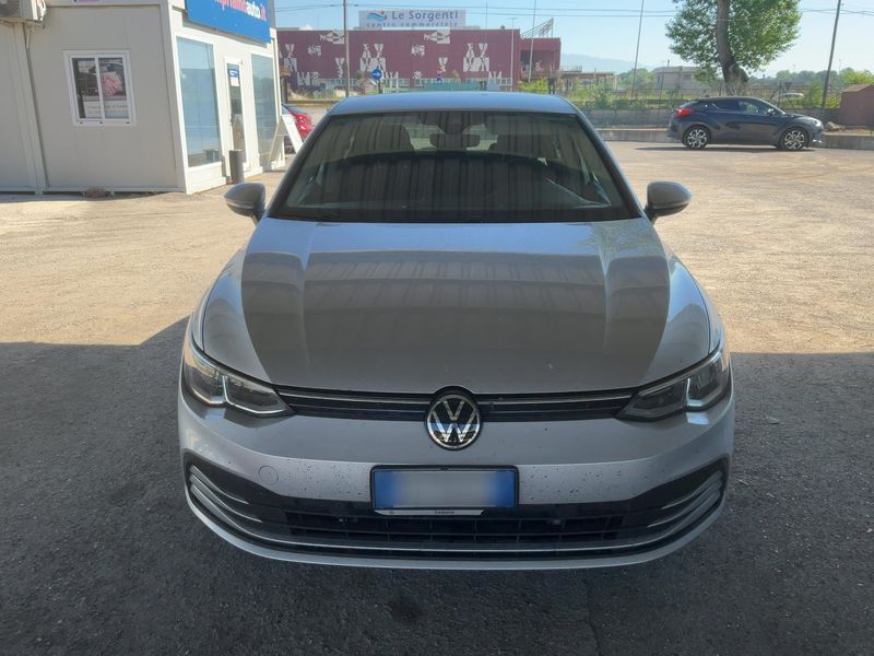Volkswagen Golf VIII 2.0 TDI Life 2020 – снимка 14