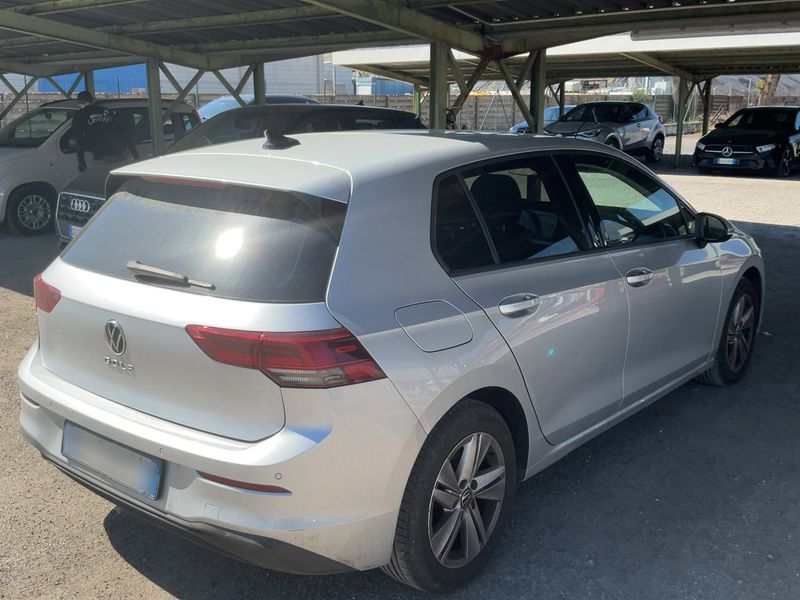 Volkswagen Golf VIII 2.0 TDI Life 2020 – снимка 8