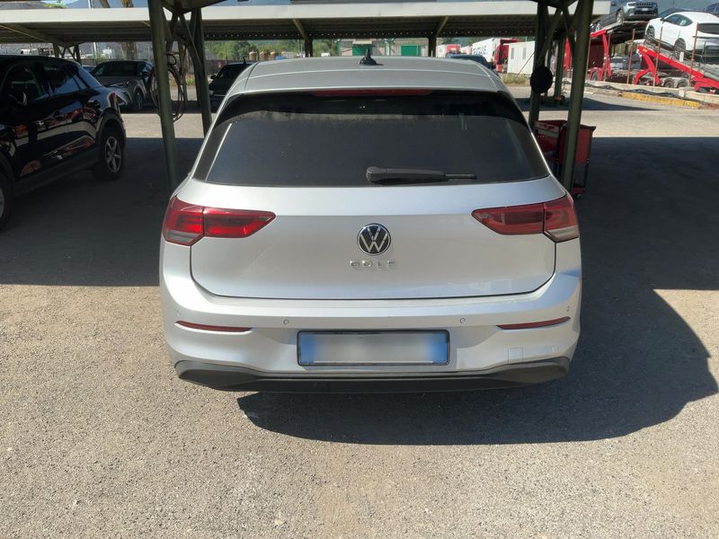 Volkswagen Golf VIII 2.0 TDI Life 2020 – снимка 7