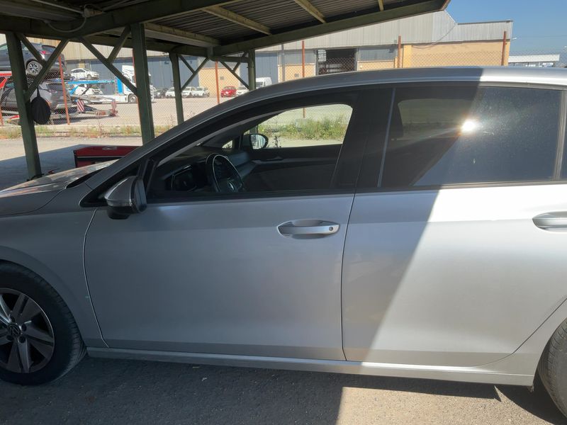 Volkswagen Golf VIII 2.0 TDI Life 2020 – снимка 4