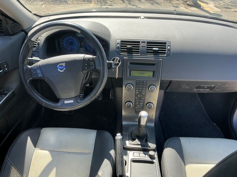 Volvo C30 1.6 DRIVe Edition R-Design 2012 – снимка на щета