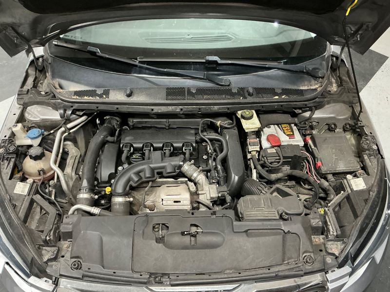 Peugeot 308 1.6 THP Allure 2014 – снимка на щета