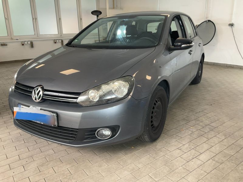 Volkswagen Golf VI 1.2 TSI Trendline 2010 – снимка 1
