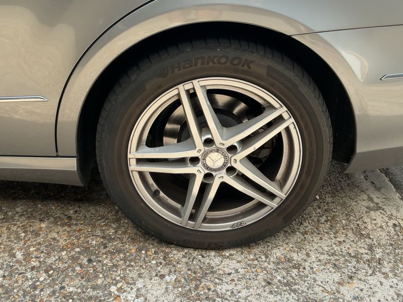 Mercedes-Benz E-Klasse E 200 CDI T BlueEfficiency Avantgarde 2011 – снимка 5