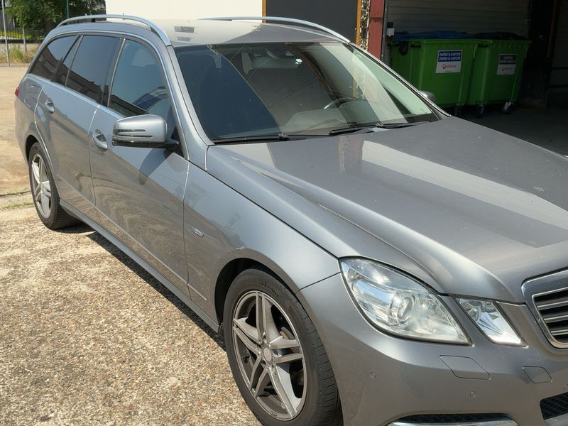 Mercedes-Benz E-Klasse E 200 CDI T BlueEfficiency Avantgarde 2011 – снимка 12