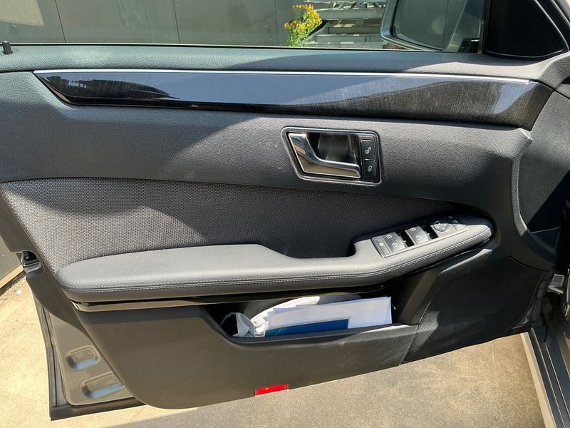 Mercedes-Benz E-Klasse E 200 CDI T BlueEfficiency Avantgarde 2011 – снимка 36